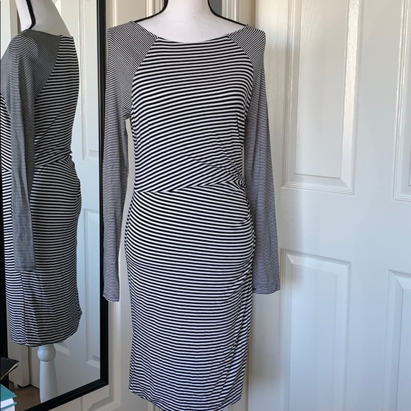 ⬇️REDUCED! Banana Republic striped dress. - Picture 1 of 7